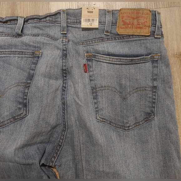 New levis jeans for men size 38×30 - Picture 4 of 10